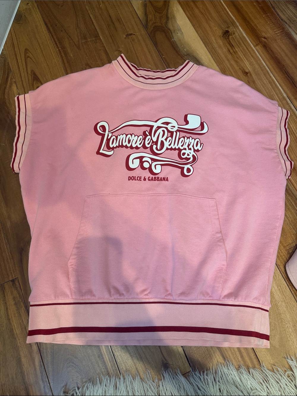 Dolce & Gabbana Pink Short Sleeve Sweatshirt with Red Logo